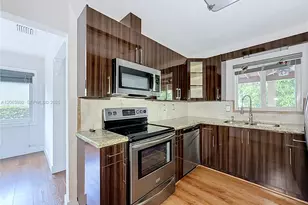 145 W 57th St, Hialeah, FL 33012 - Photo 20