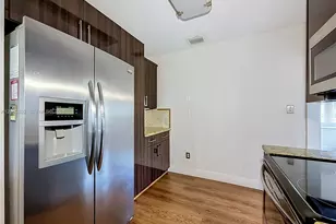 145 W 57th St, Hialeah, FL 33012 - Photo 20