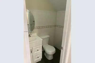 643 W 68th St #643, Hialeah, FL 33014 - Photo 10