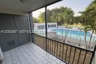 8461 Springtree Dr, Sunrise, FL 33351 - Photo 8