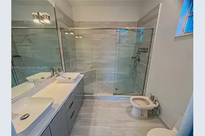 3850 NE 168th St #4, North Miami Beach, FL 33160 - Photo 14