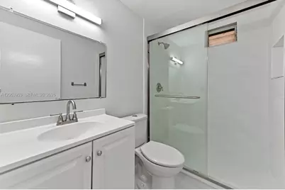10789 N Military Trl #9, Palm Beach Gardens, FL 33410 - Photo 12
