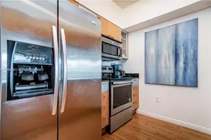 1750 N Bayshore Dr, Miami, FL 33132 - Photo 8