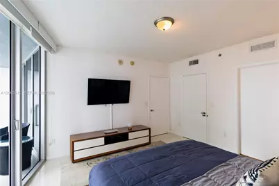 475 Brickell Ave #4511, Miami, FL 33131 - Photo 12