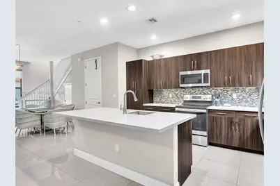 20973 NW 1st Dr, Pembroke Pines, FL 33029 - Photo 26
