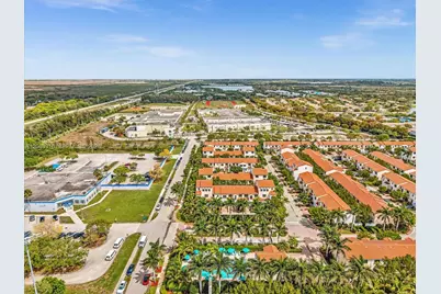 20973 NW 1st Dr, Pembroke Pines, FL 33029 - Photo 50