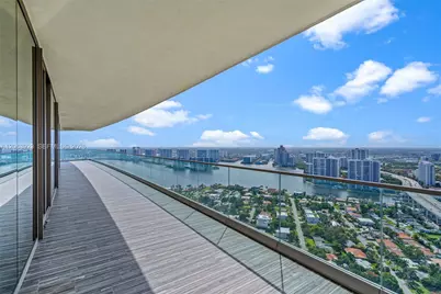 18975 Collins Ave #3605, Sunny Isles Beach, FL 33160 - Photo 32