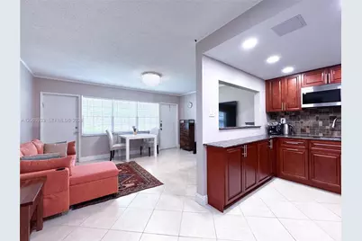 2455 NE 51st St #E114, Fort Lauderdale, FL 33308 - Photo 6