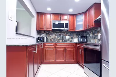 2455 NE 51st St #E114, Fort Lauderdale, FL 33308 - Photo 8