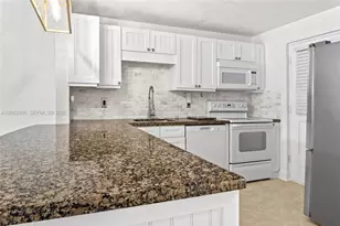 5500 NW 2nd Ave, Boca Raton, FL 33487 - Photo 4