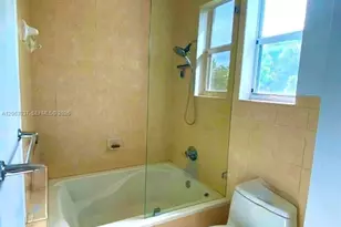 2732 SW 26th St, Miami, FL 33133 - Photo 22