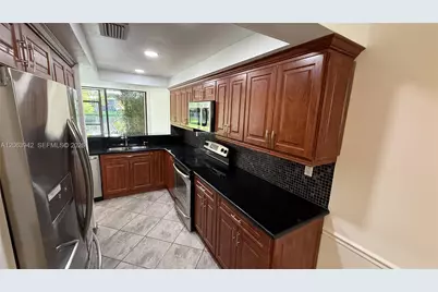 2961 SW 87th Ave #301, Davie, FL 33328 - Photo 2