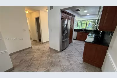 2961 SW 87th Ave #301, Davie, FL 33328 - Photo 4