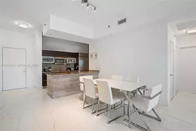 950 Brickell Bay Dr #4101, Miami, FL 33131 - Photo 8