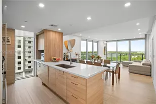 16385 Biscayne Blvd, North Miami Beach, FL 33160 - Photo 1