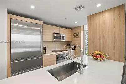 16385 Biscayne Blvd #1601+2 Parkings, North Miami Beach, FL 33160 - Photo 4