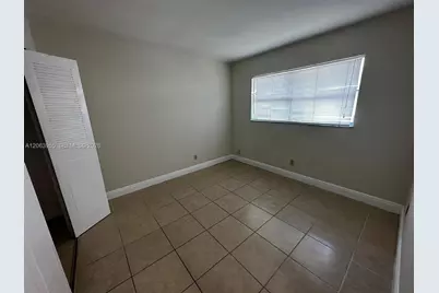 961 NW 45th St #6, Deerfield Beach, FL 33064 - Photo 8