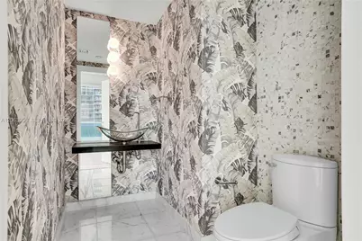 200 Biscayne Boulevard Way #503, Miami, FL 33131 - Photo 16