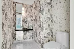 200 Biscayne Blvd Way, Miami, FL 33131 - Photo 16