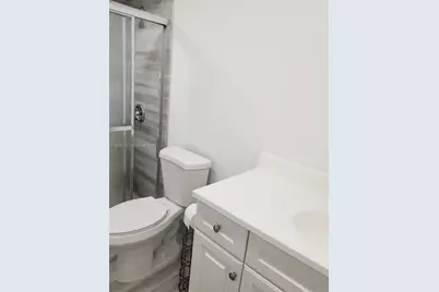 2990 NE 16th Ave #105, Oakland Park, FL 33334 - Photo 6