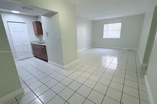 500 NW 114th Ave, Sweetwater, FL 33172 - Photo 2