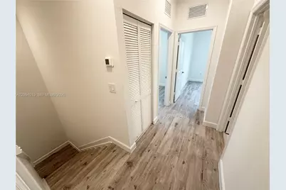 967 NE 211th St, Miami, FL 33179 - Photo 10