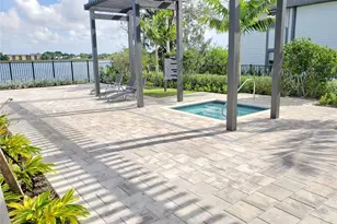 967 NE 211th St, Miami, FL 33179 - Photo 20