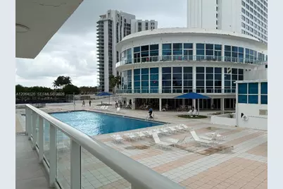 5445 Collins Ave #1109, Miami Beach, FL 33140 - Photo 1