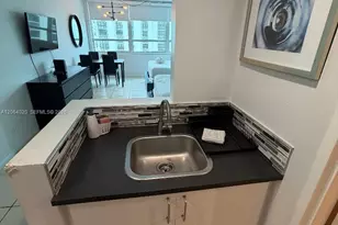 5445 Collins Ave, Miami Beach, FL 33140 - Photo 6
