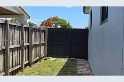 [Address not provided], Miami, FL 33165 - Photo 36