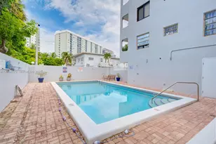 6725 Harding Ave, Miami Beach, FL 33141 - Photo 10