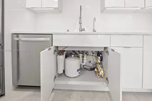 6725 Harding Ave, Miami Beach, FL 33141 - Photo 20