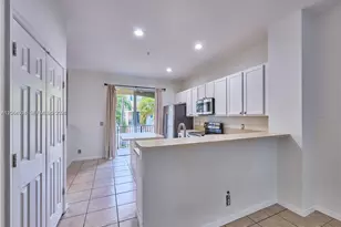 3182 N Greenleaf Cir, Boynton Beach, FL 33426 - Photo 2