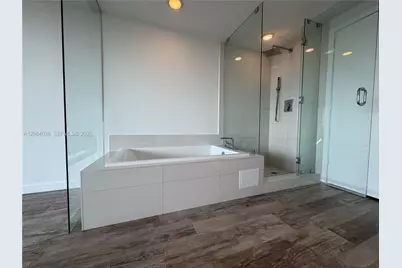 650 NE 32nd St #802, Miami, FL 33137 - Photo 12