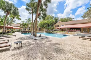 929 Coral Club Dr, Coral Springs, FL 33071 - Photo 34