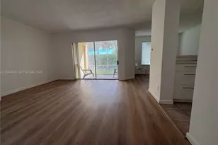 929 Coral Club Dr, Coral Springs, FL 33071 - Photo 8
