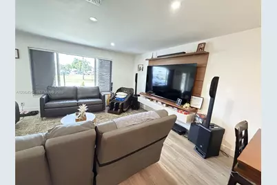 1250 NW 46th St, Deerfield Beach, FL 33064 - Photo 10