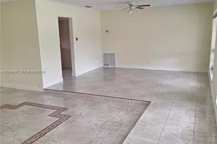 711 SW 64th Pkwy, Pembroke Pines, FL 33023 - Photo 2