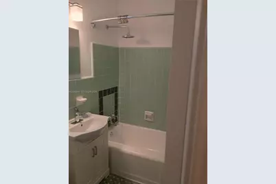 545 74 #8, Miami Beach, FL 33142 - Photo 4