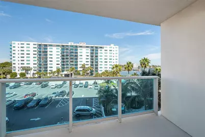 7501 E Treasure Dr #7H, North Bay Village, FL 33141 - Photo 2
