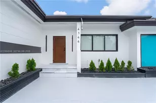 4144 Alton Rd, Miami Beach, FL 33140 - Photo 2