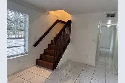 11 SW 32nd Ave #4, Miami, FL 33135 - Photo 4