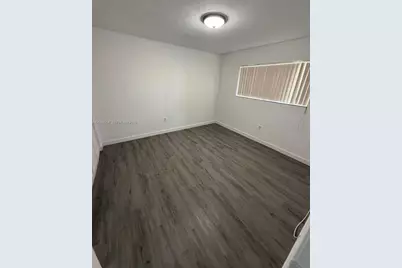 1501 W 42nd St #102, Hialeah, FL 33012 - Photo 2