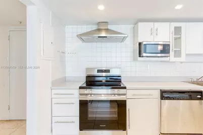 19380 Collins Ave #406, Sunny Isles Beach, FL 33160 - Photo 4
