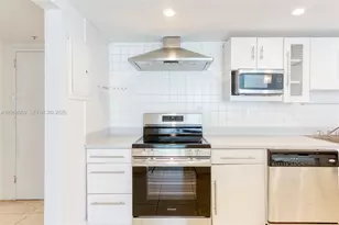 19380 Collins Ave, Sunny Isles Beach, FL 33160 - Photo 4