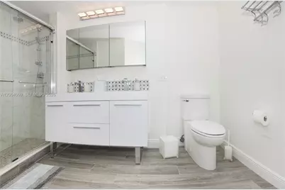 17150 N Bay Rd #2408, Sunny Isles Beach, FL 33160 - Photo 12