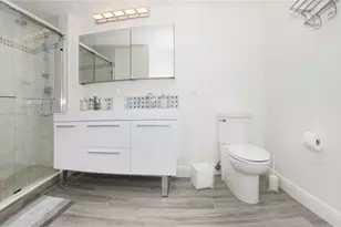 17150 N Bay Rd, Sunny Isles Beach, FL 33160 - Photo 12