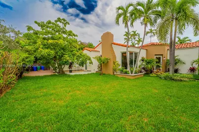 2483 SW 24th St, Miami, FL 33145 - Photo 8
