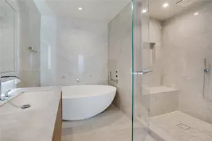 18501 Collins Ave, Sunny Isles Beach, FL 33160 - Photo 10