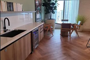 121 NE 5th St, Miami, FL 33132 - Photo 30